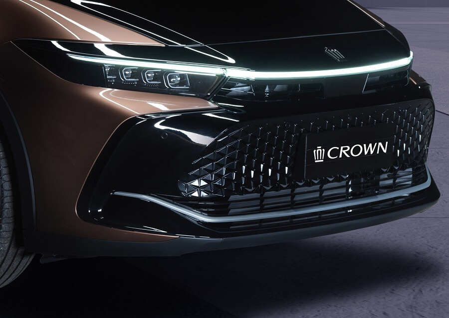 Toyota Unveils All-New Toyota Crown, Reintroducing the Legendary Car to UAE