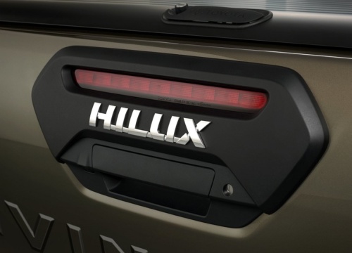 2024 Toyota Hilux to Feature a Mild-Hybrid Diesel Variant