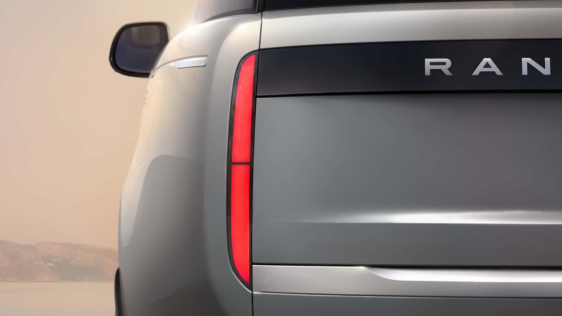 JLR Reveals Its Revolutionary Electric Range Rover