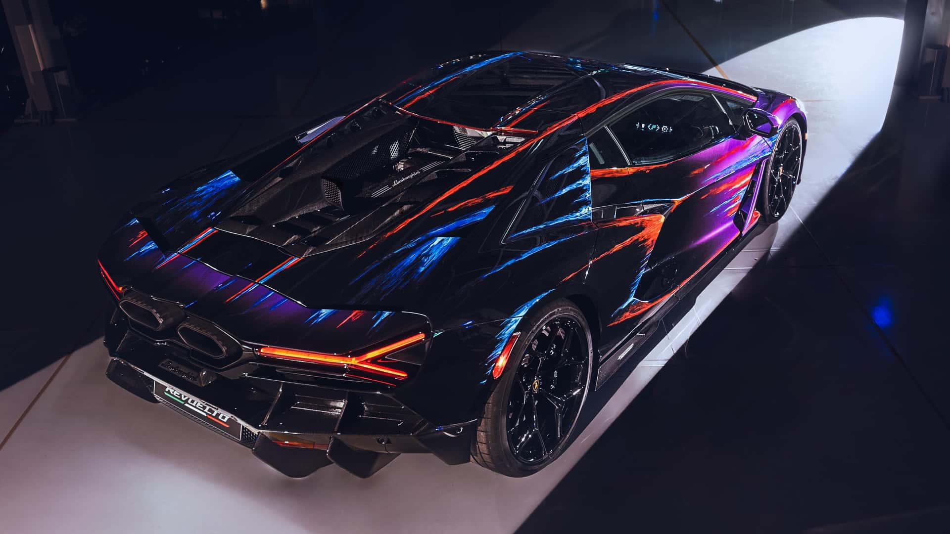 Lamborghini Unveils Exclusive Revuelto Opera Unica Masterpiece at Art Basel Miami Beach 2023