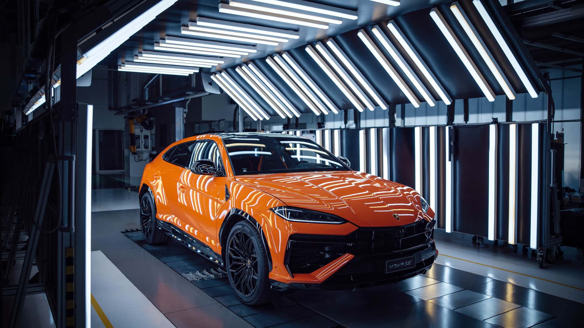 Lamborghini Urus SE PHEV 2025