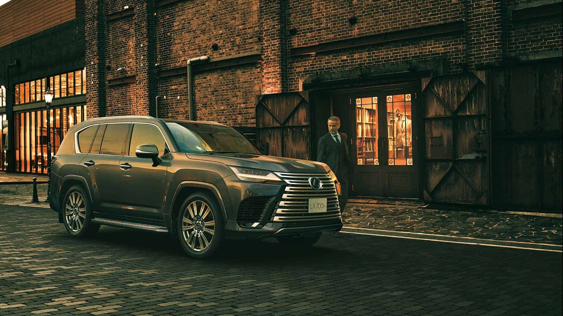 2025 Lexus LX 700h New Large OffRoad Hybrid ArabGT