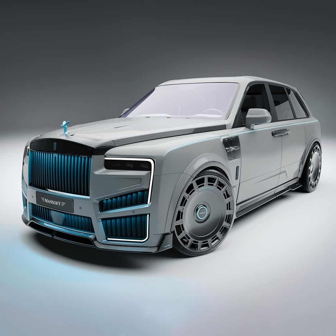 Behold the First-Ever 2025 Rolls-Royce Cullinan Mansory (15)