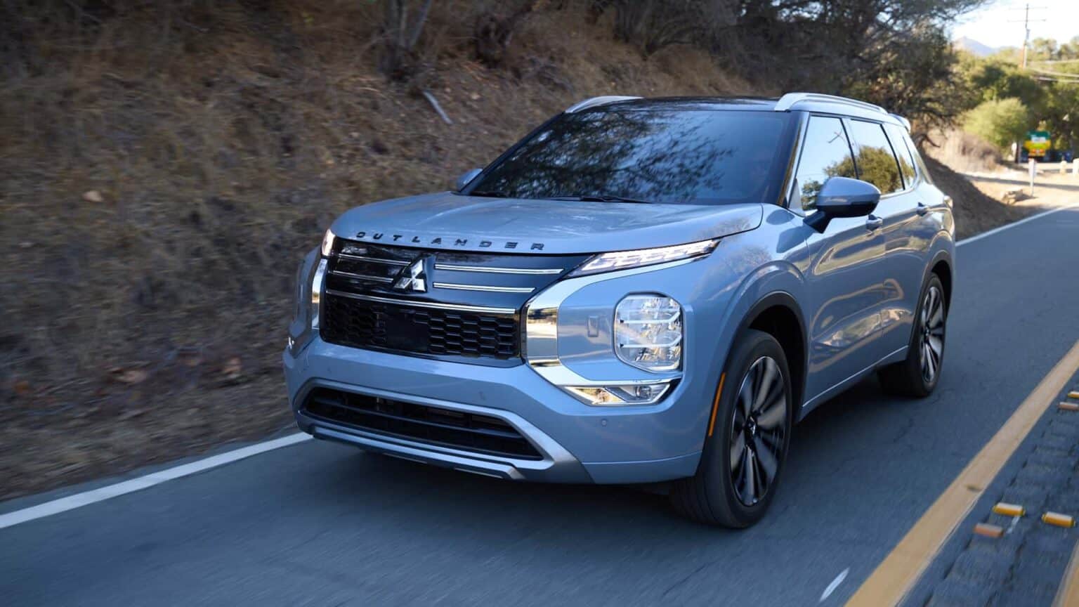 New Price Details for the 2025 Mitsubishi Outlander After Its Refresh (5)