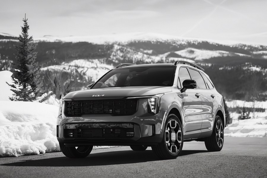 a world without color the 2026 kia sportage and its grey identity 3