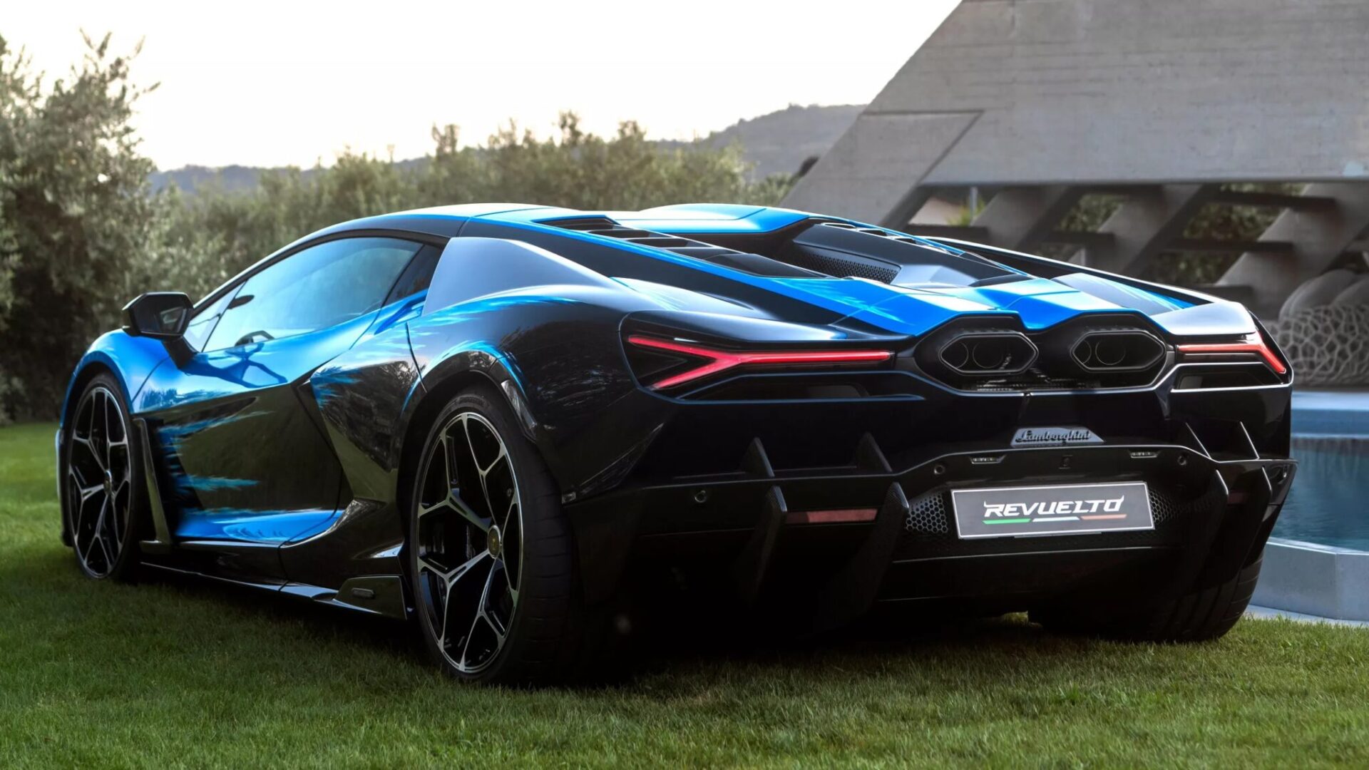 Shift Too Fast… and Your Lamborghini Revuelto Goes Blind